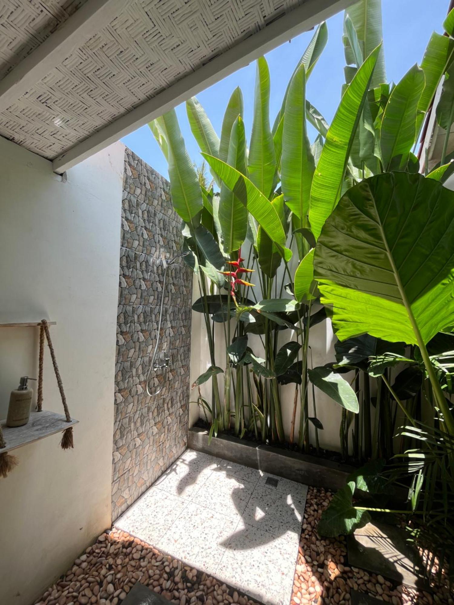 Penida West Palm Cottage Toyapakeh ภายนอก รูปภาพ